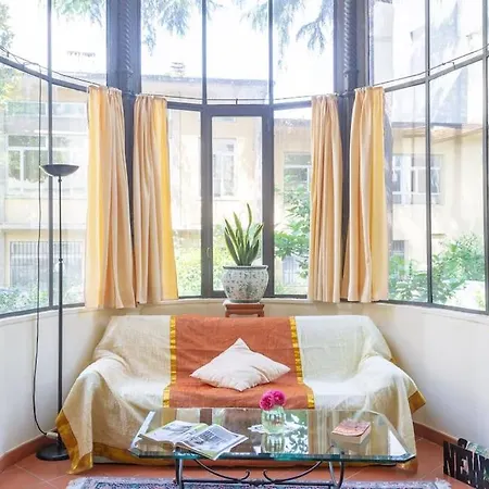 Liberty Veranda W/ Pvt Parking & Garden. Tram Stop *